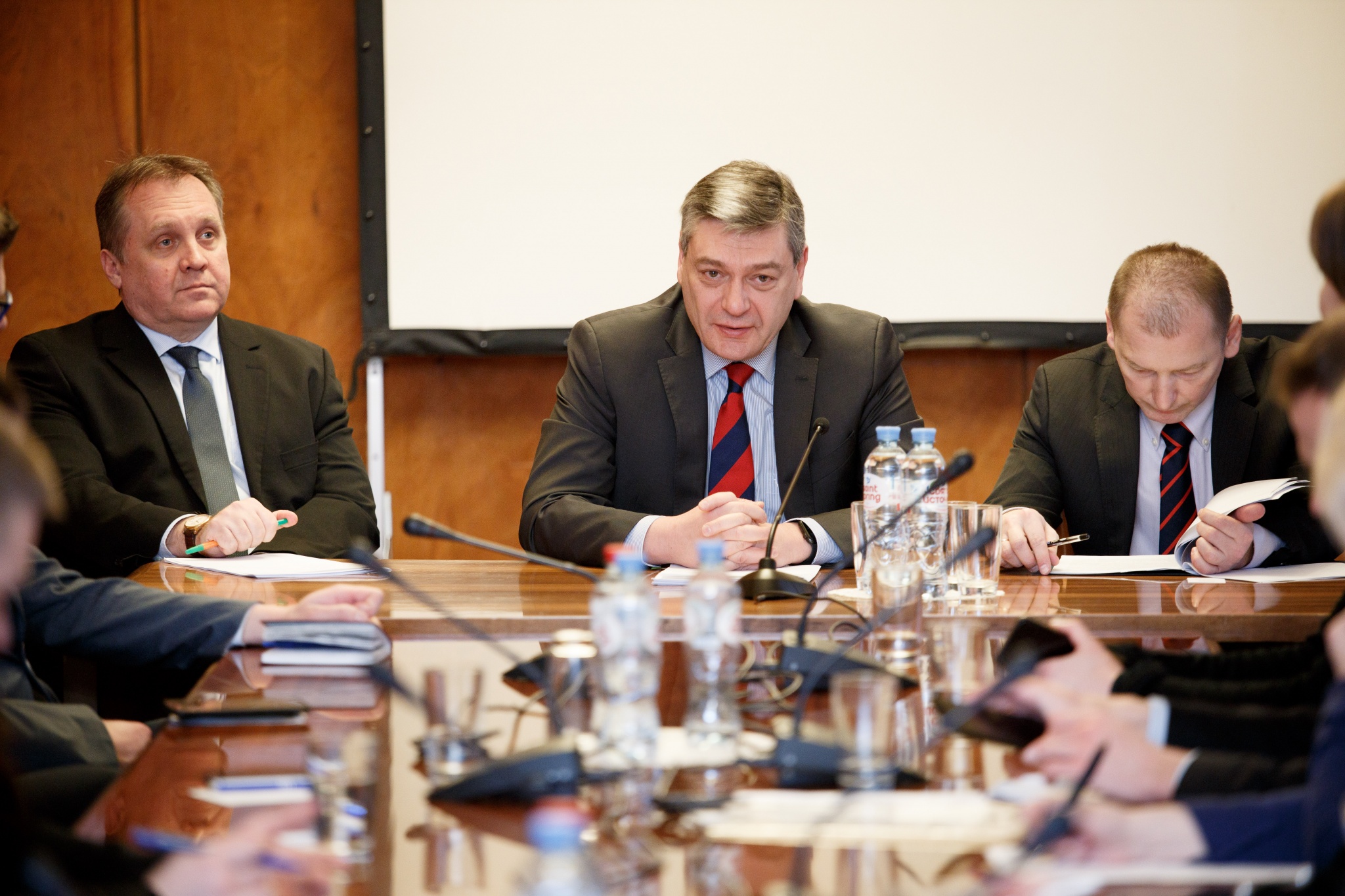 Участники стратегической сессии на встрече с заместителем министра иностранных дел России А.Ю. Руденко